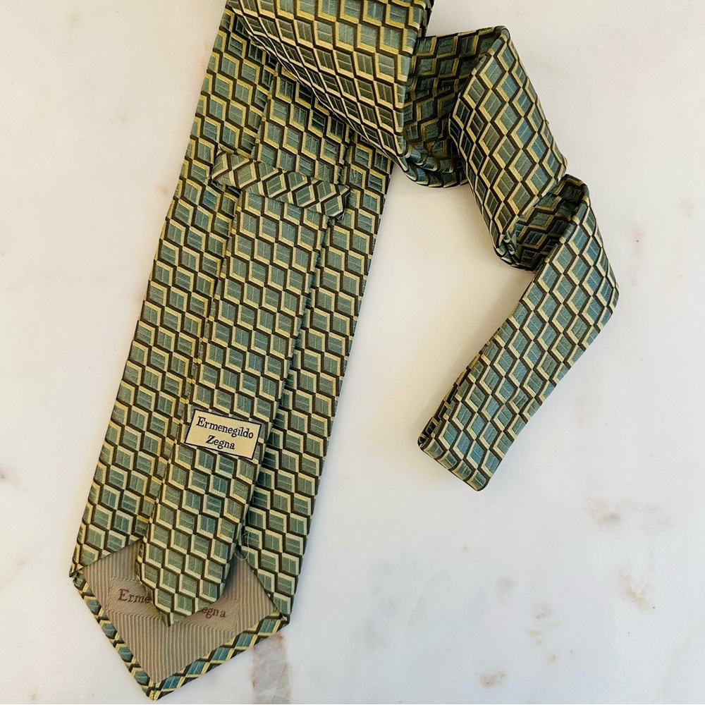 Ermenegildo Zegna Mint Green Geometric print 100% Silk Neck Tie made in Italy